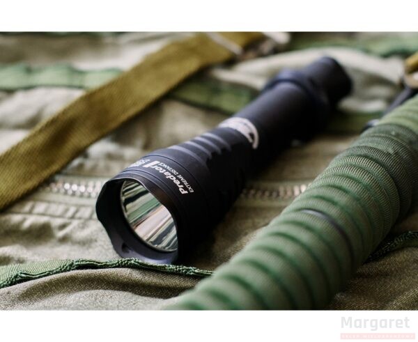 Latarka taktyczna Armytek Predator (zielone światło) - obrazek 5